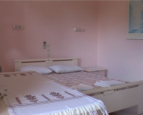 Aloni Studios & Apartments لاسي المظهر الخارجي الصورة