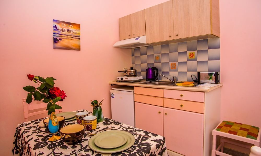Aloni Studios & Apartments لاسي المظهر الخارجي الصورة